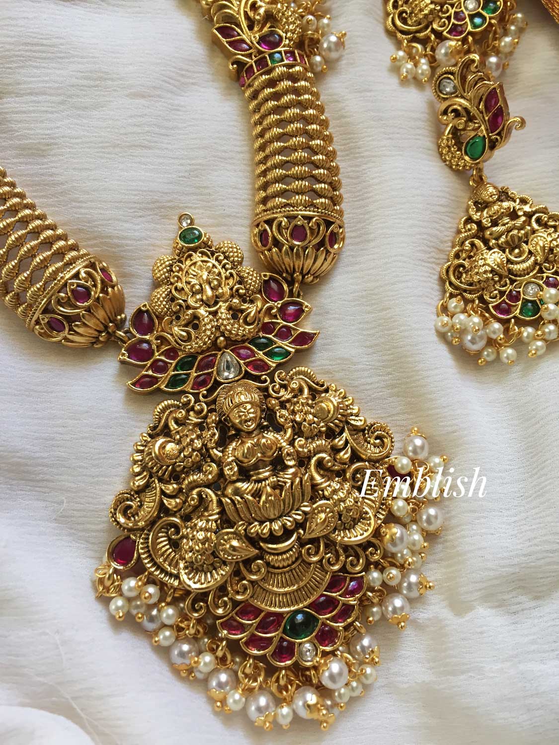 Antique Lakshmi simple classy neckpiece- Pearls